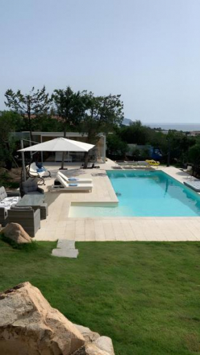 Villa Isabell San Teodoro